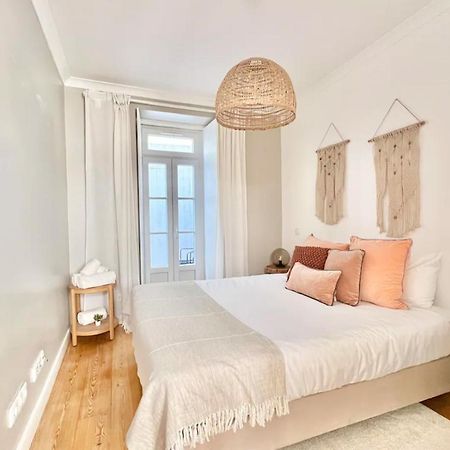 Vila Rosario 3 Studios With Patio By Homeful Homes リスボン エクステリア 写真